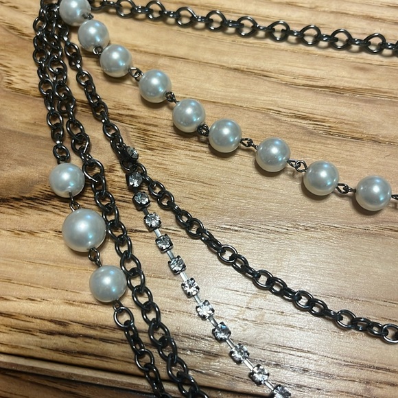 Women's New York and company me 6 strand statement necklace  New with tags - Picture 6 of 8